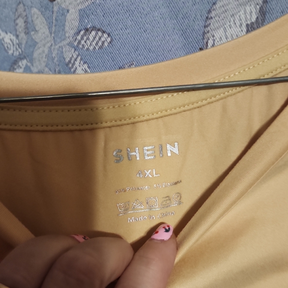 SHEIN Tan Graphic Tee with Red Text - Picture 3 of 3